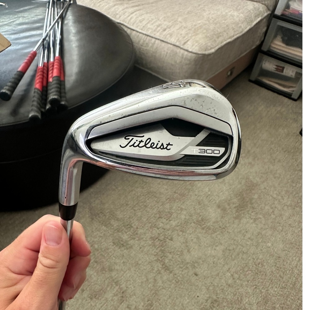 Titleist T300 48 Degree Gap Wedge Project X 6.0 Steel Golf Club Mens